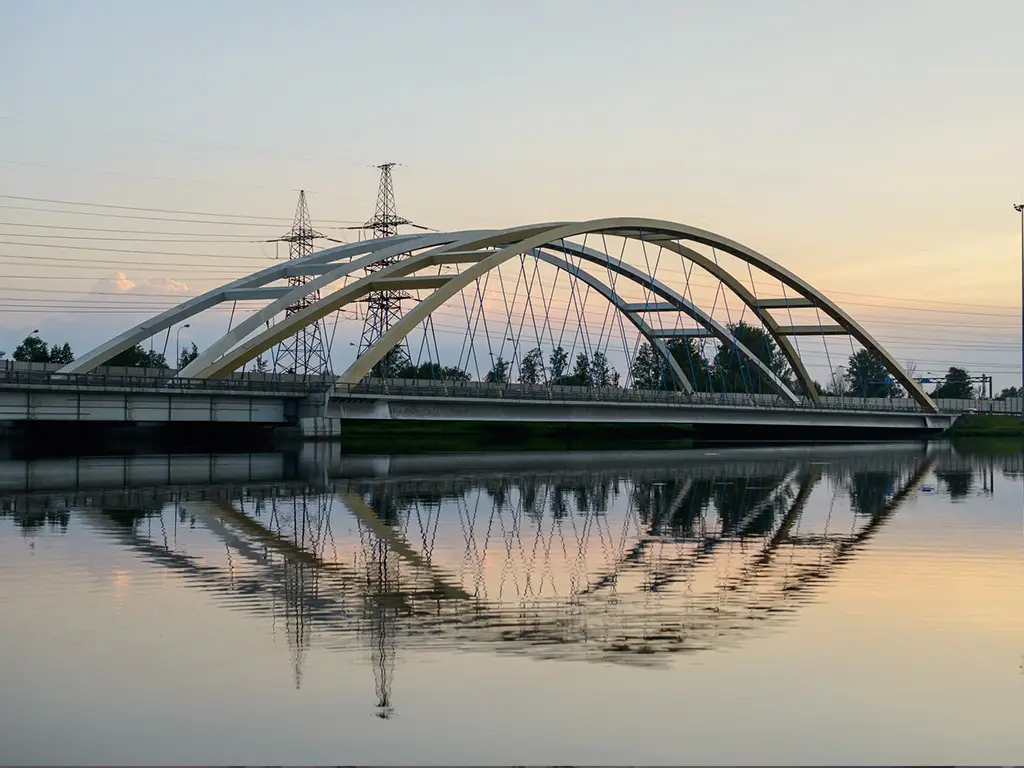 ARCH BRIDGE 26534947 1920 q70